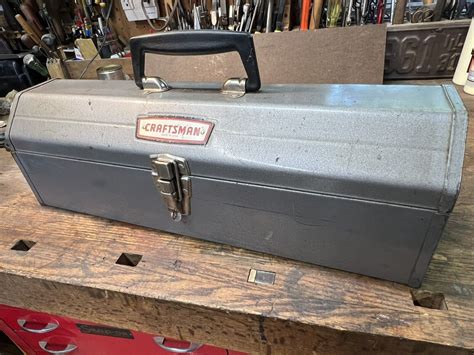 Vintage Craftsman 65161 Tombstone Hip Roof Metal Tool Box 